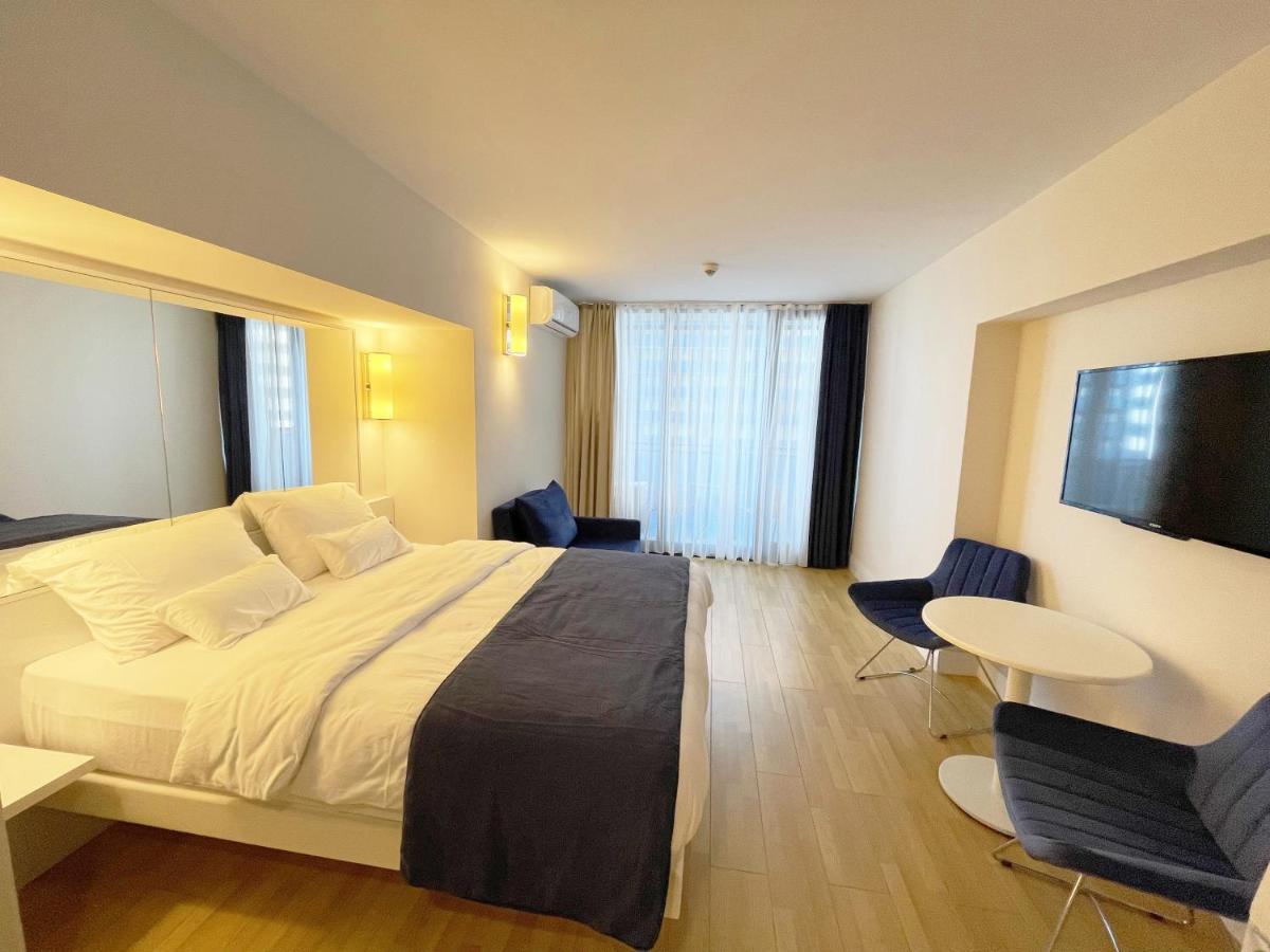 Orbi City Sea View Batumi Bagian luar foto
