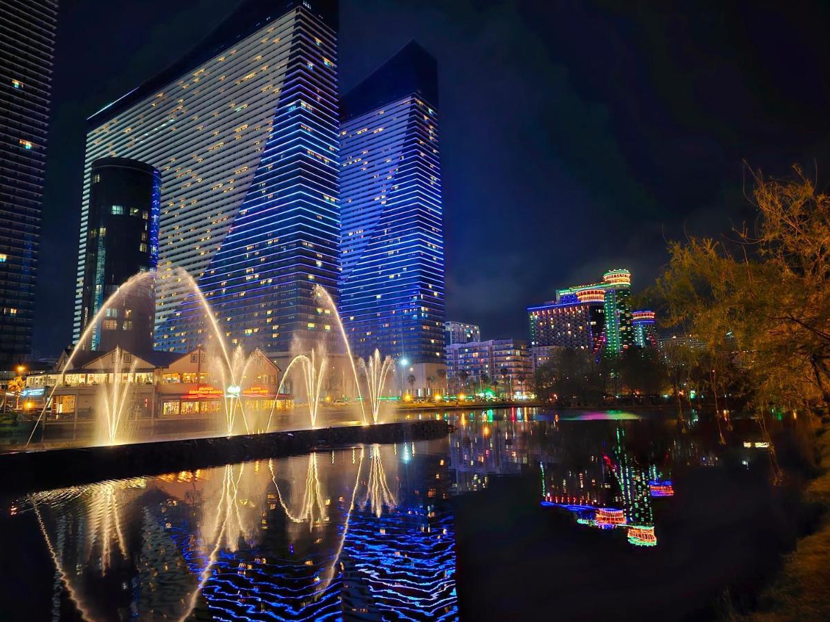 Orbi City Sea View Batumi Bagian luar foto