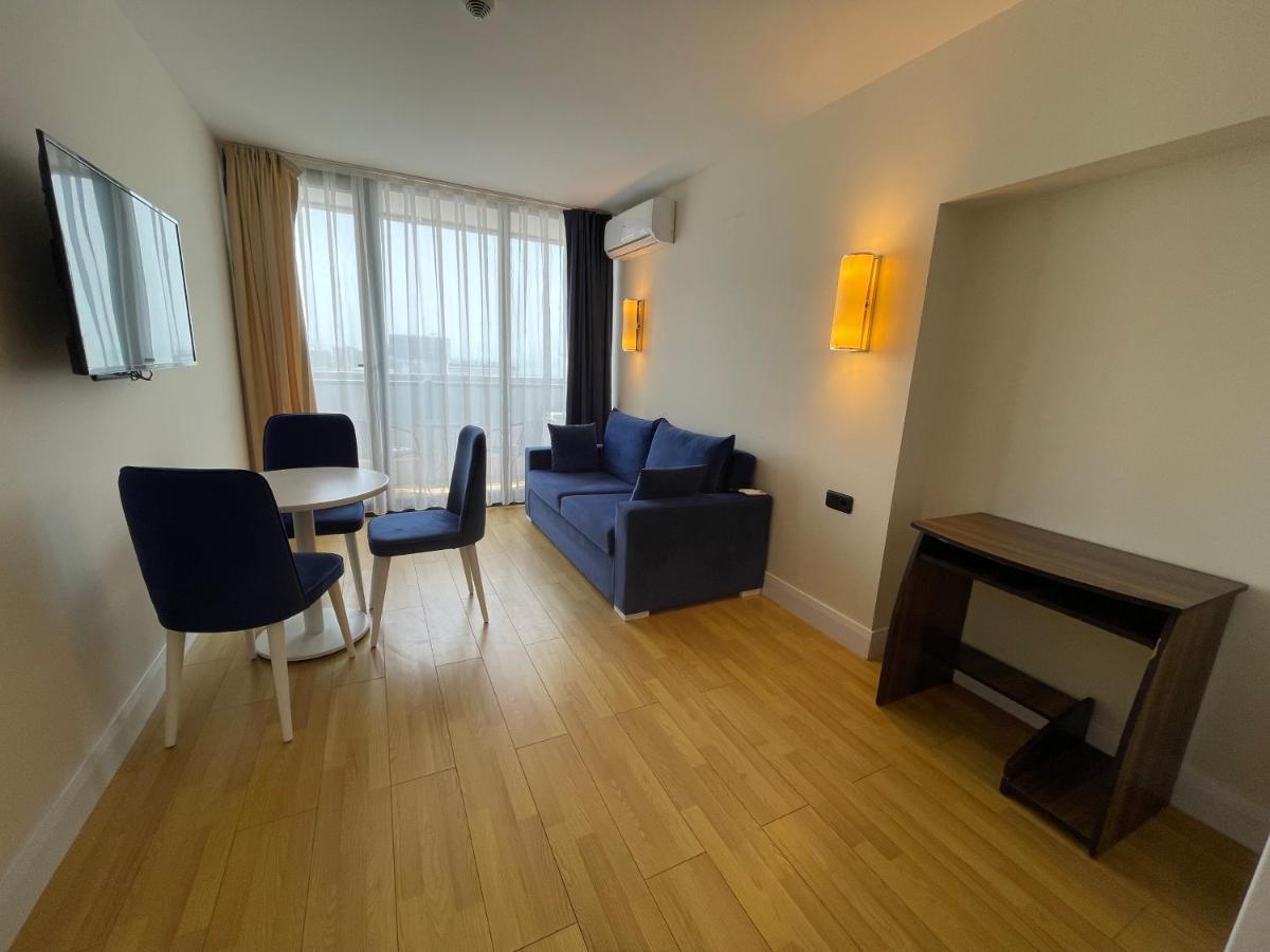 Orbi City Sea View Batumi Bagian luar foto