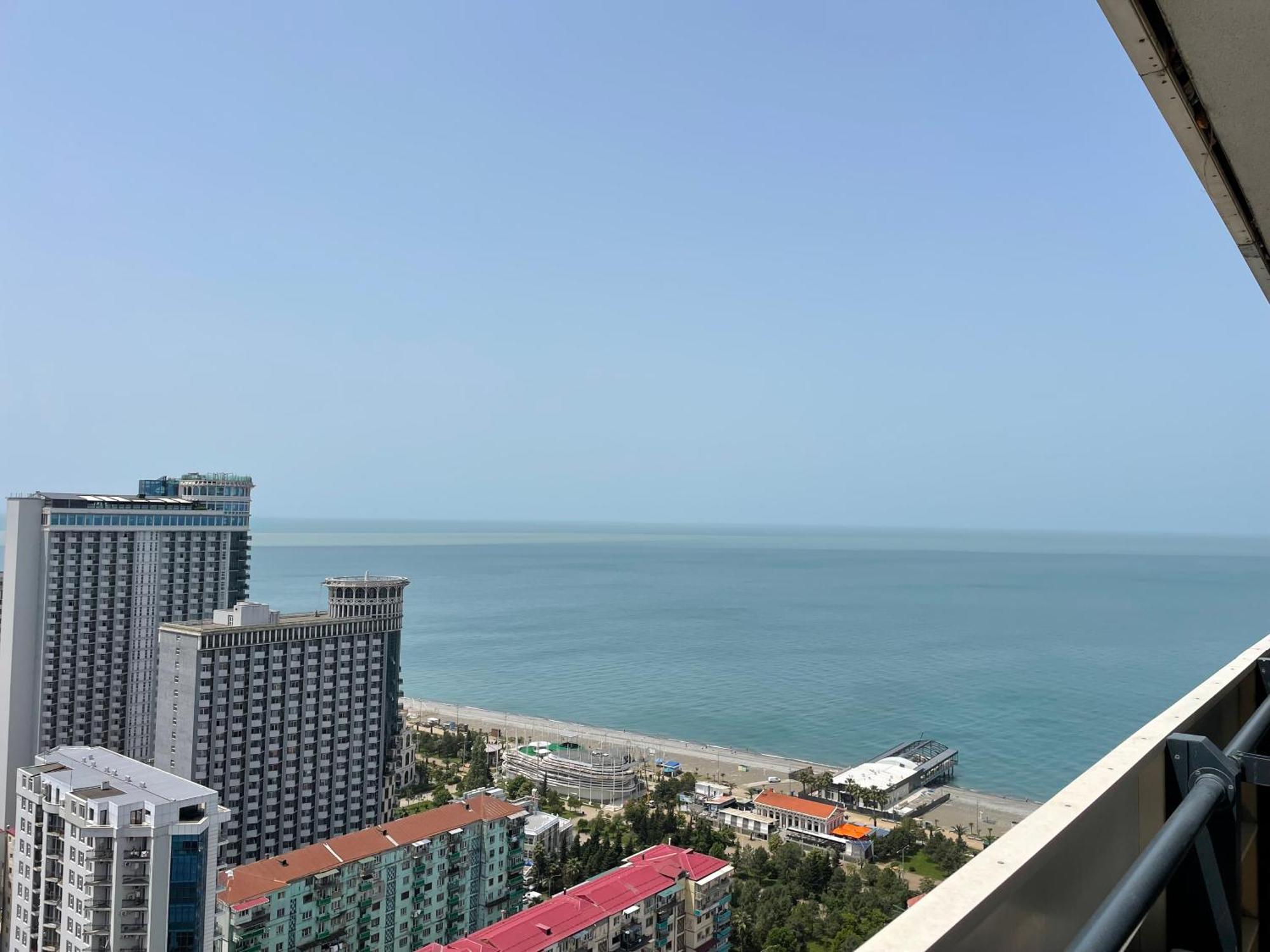 Orbi City Sea View Batumi Bagian luar foto