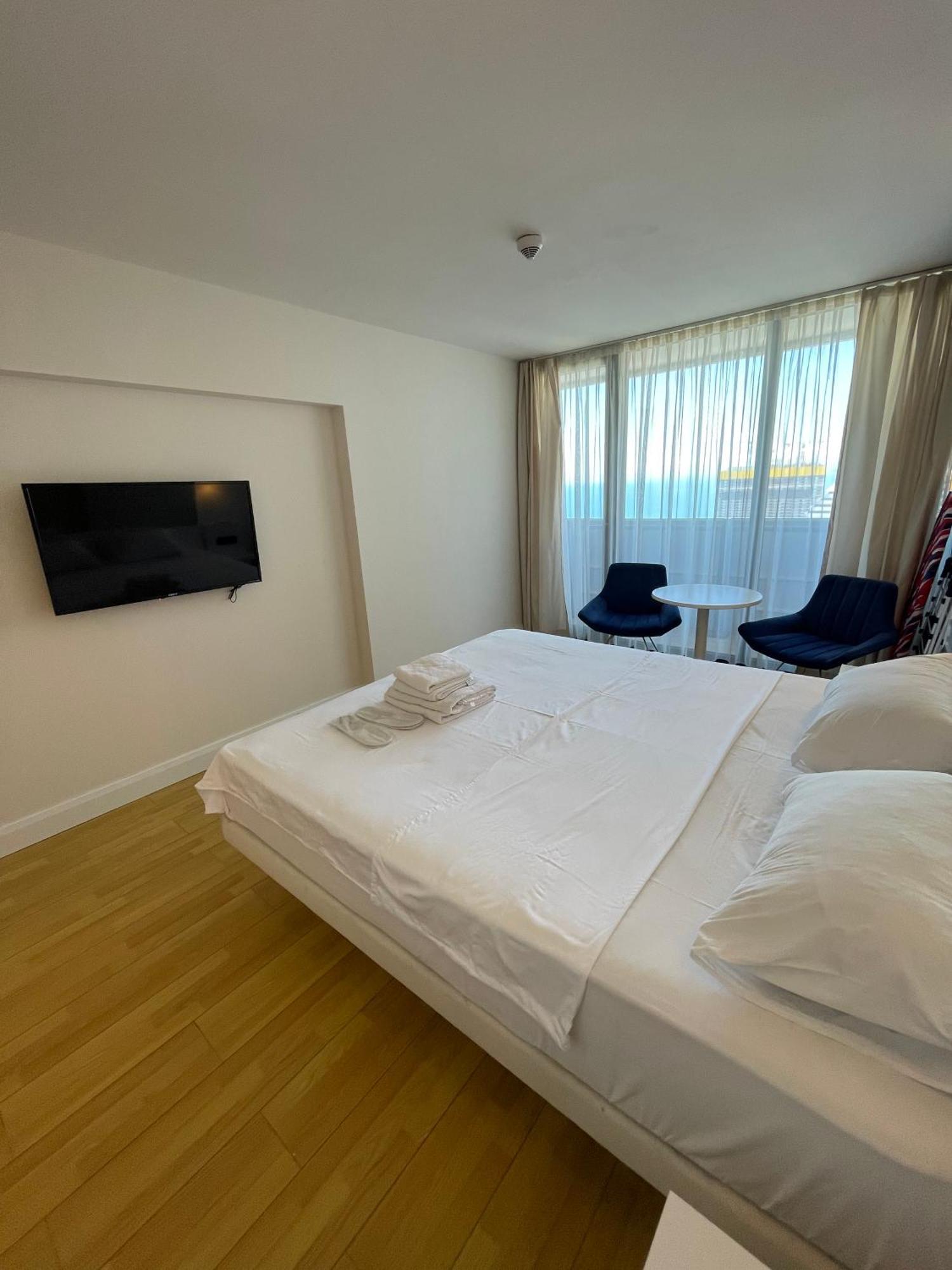 Orbi City Sea View Batumi Bagian luar foto