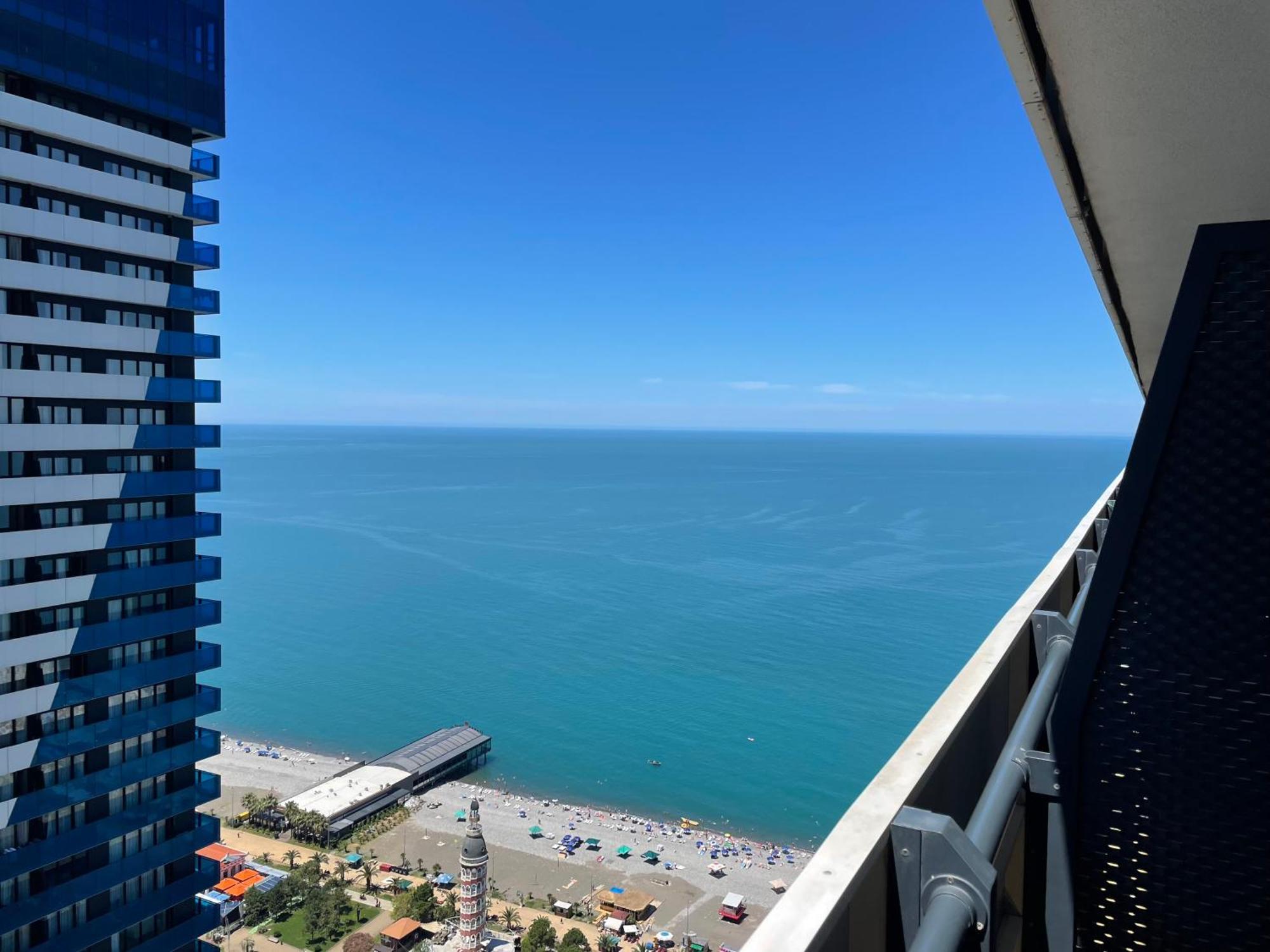 Orbi City Sea View Batumi Bagian luar foto