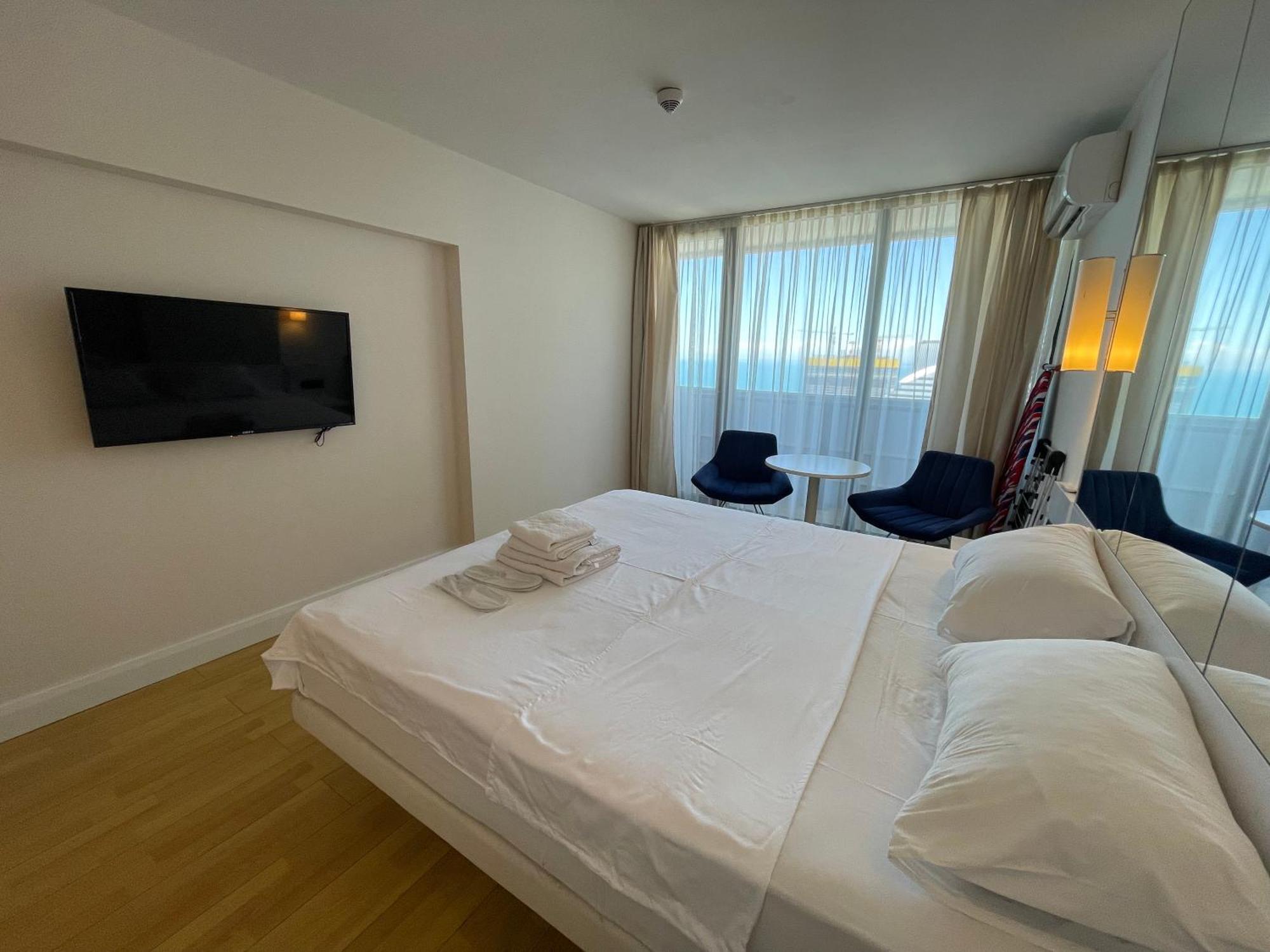 Orbi City Sea View Batumi Bagian luar foto