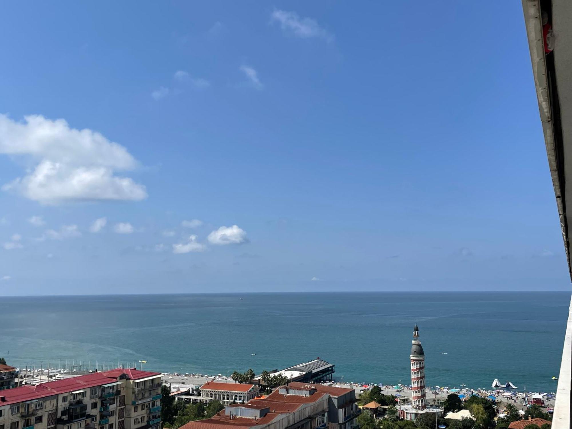 Orbi City Sea View Batumi Bagian luar foto
