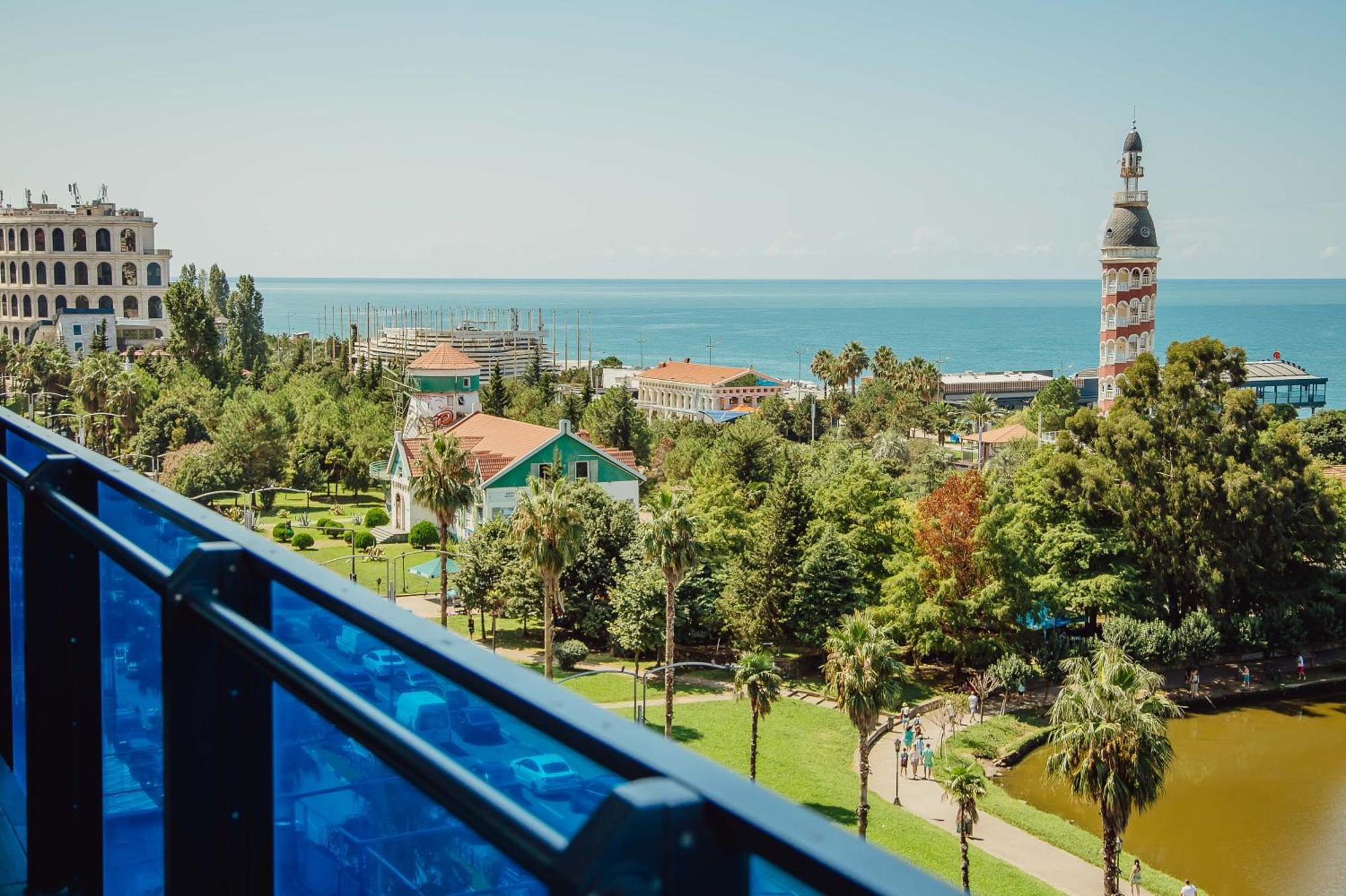 Orbi City Sea View Batumi Bagian luar foto